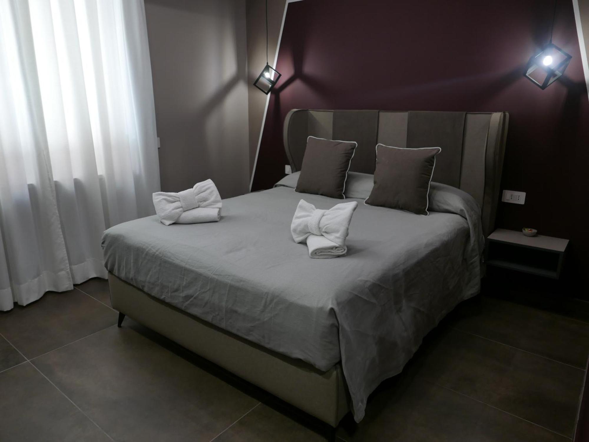 Re Lazzarone Suite Napoli Dış mekan fotoğraf