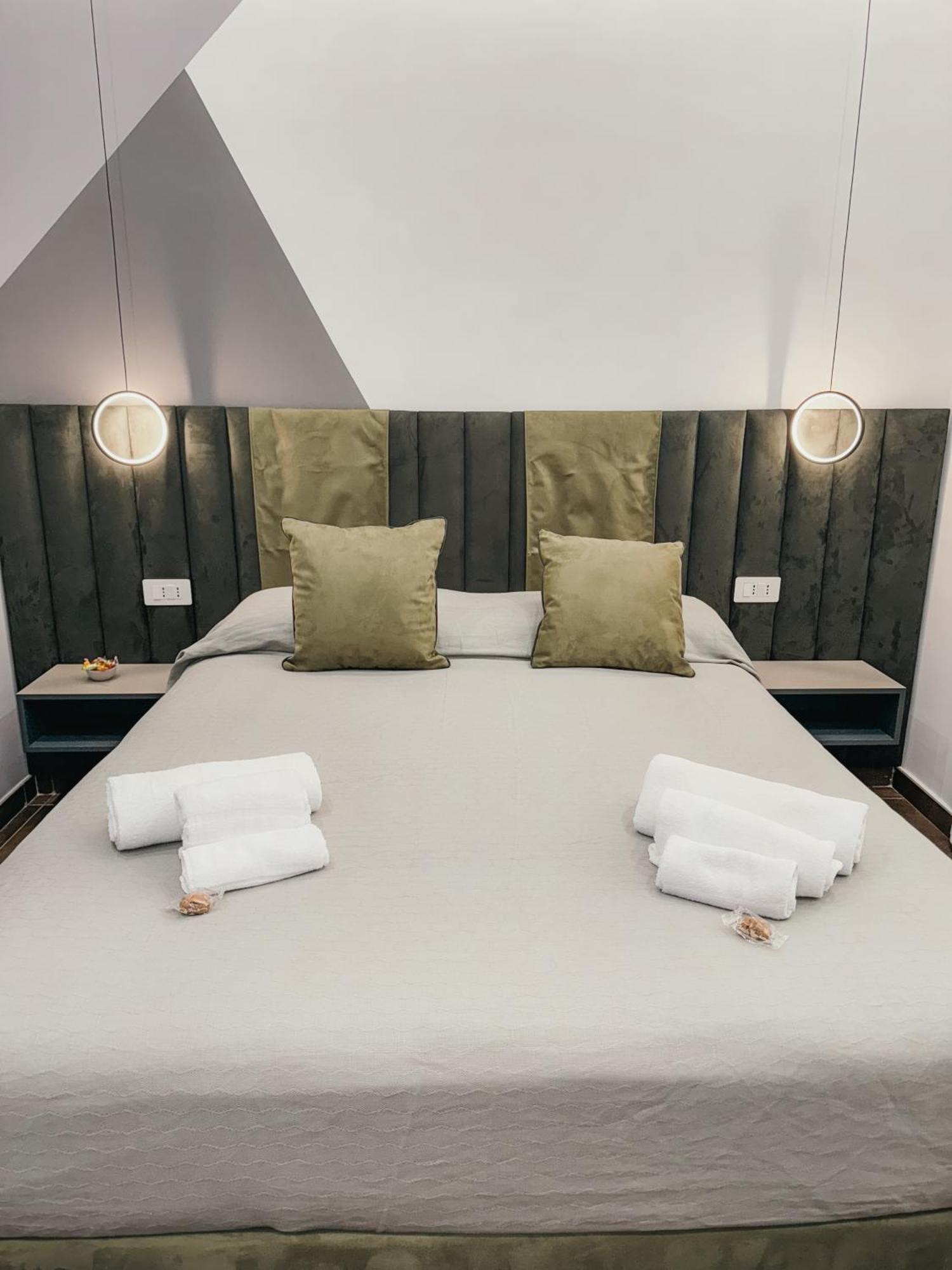 Re Lazzarone Suite Napoli Dış mekan fotoğraf